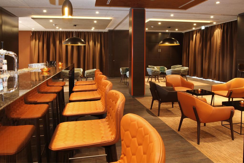 Hafenhotel Meereszeiten Хайлигенхафен Экстерьер фото