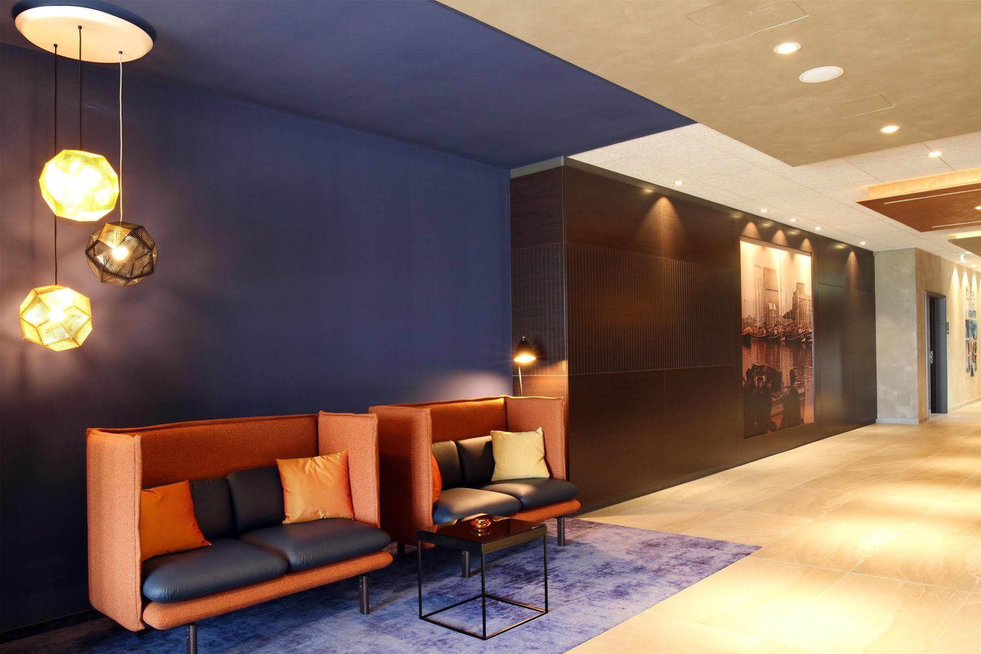 Hafenhotel Meereszeiten Хайлигенхафен Экстерьер фото